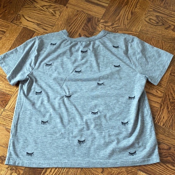 Eyelash Tee - Picture 6 of 6